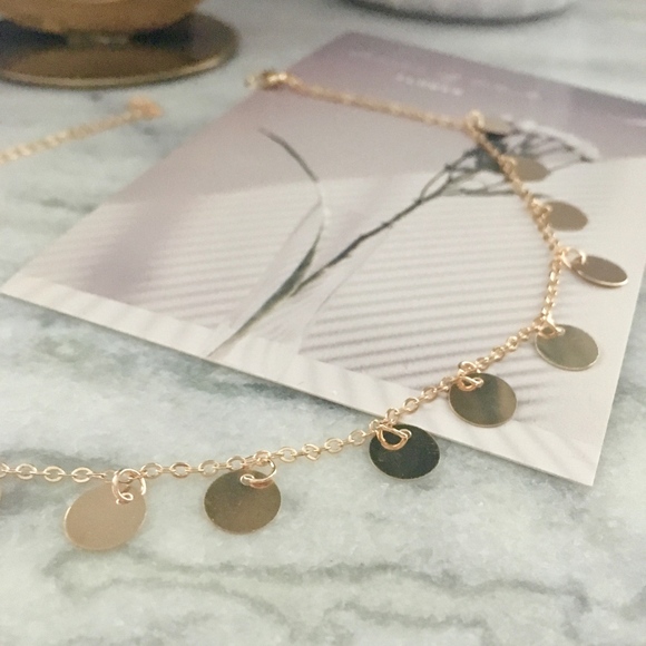 Coin Disk Tassel Droplets Gold Choker Necklace - Picture 6 of 6